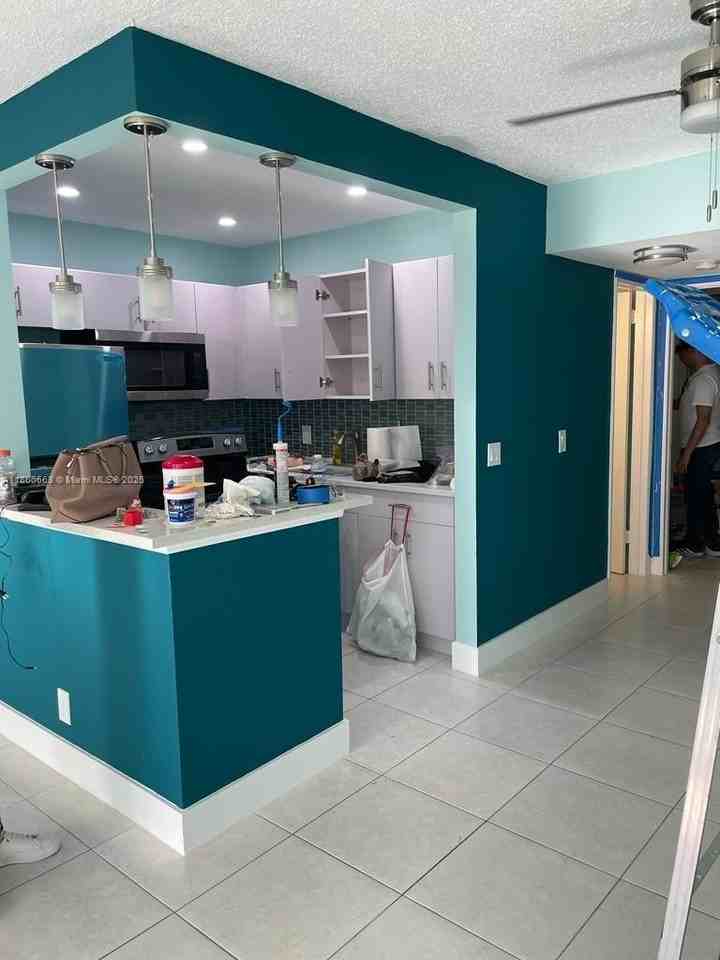 202 Canterbury I #202 - Photo 6 of 41