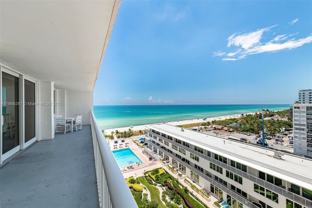 5401 Collins Ave #916 - Photo 1 of 1