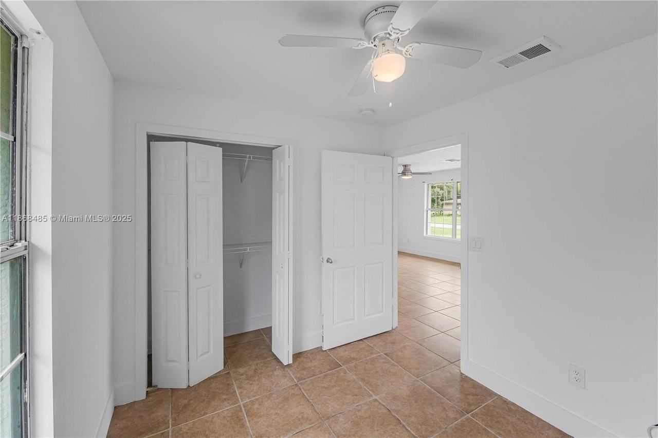 804 Monroe Dr #DR - Photo 6 of 10