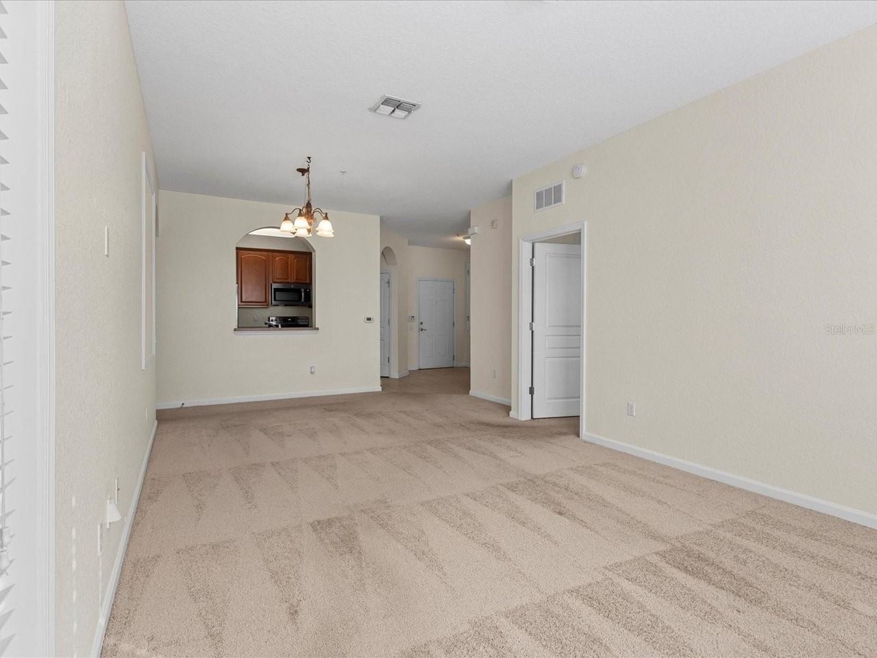 8296 Portofino Dr #105 - Photo 6 of 44