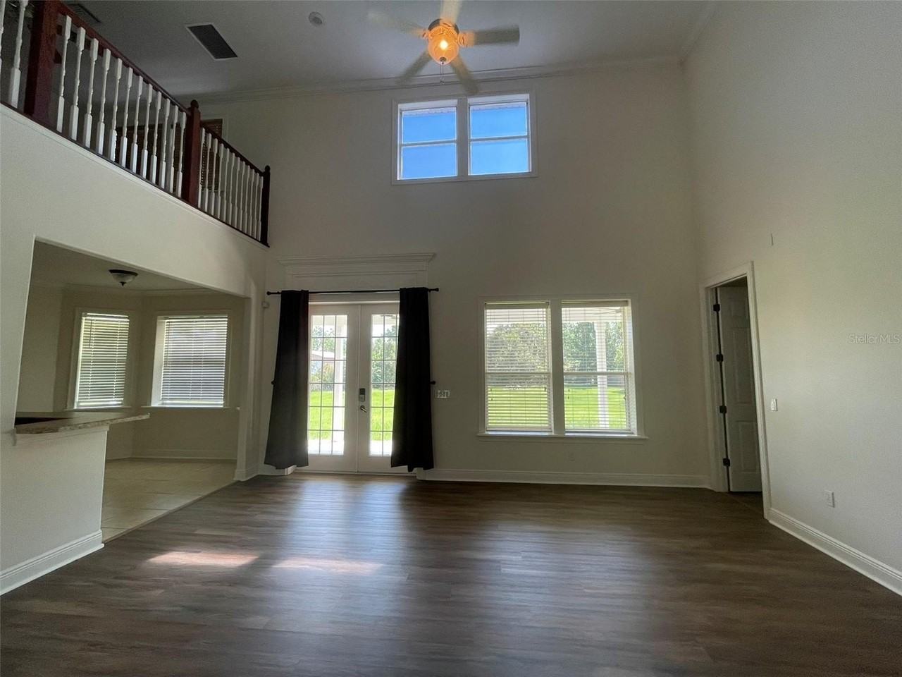 7055 Big Bend Dr - Photo 7 of 24