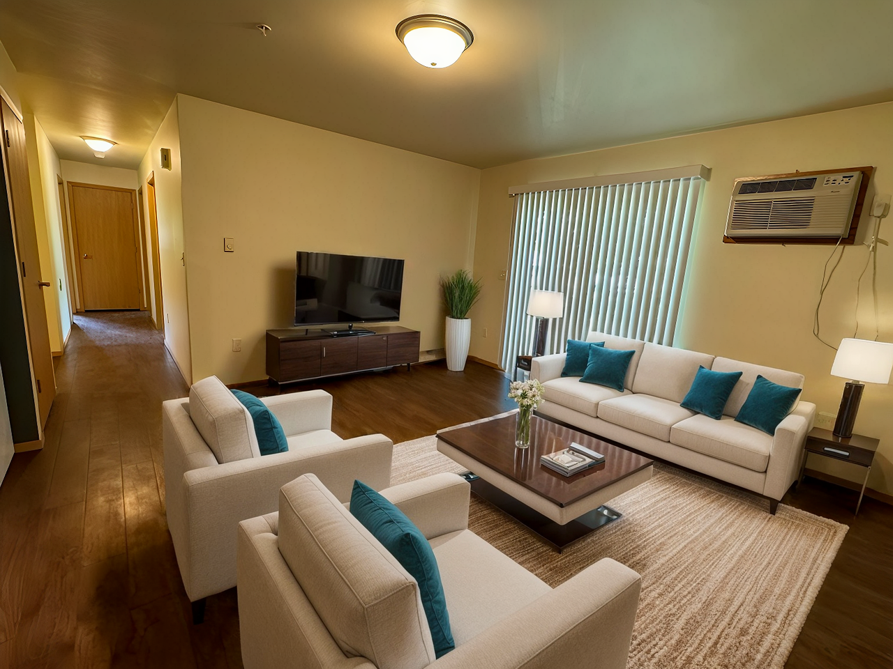 Wilshire Apartment Complex - Photo 4 of 19