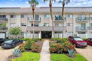 4607 W Fig St #104 - Photo 1 of 1