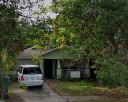 1016 Queen St S - Photo 1 of 1