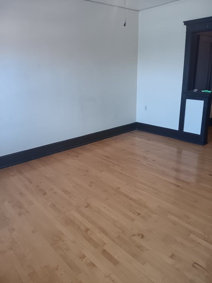 ID - 340 S Arthur Ave - LB - Photo 2 of 12