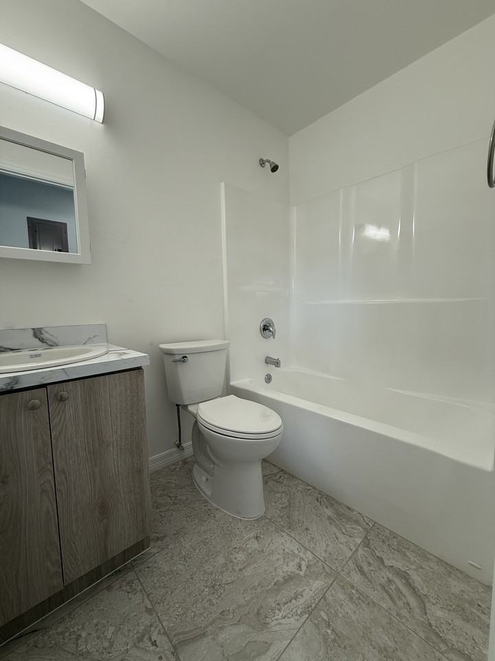 Marbella III Ft Myers - Photo 2 of 18