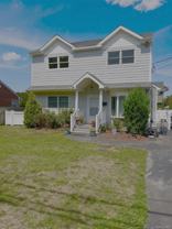 679A Montauk Hwy - Photo 1 of 1