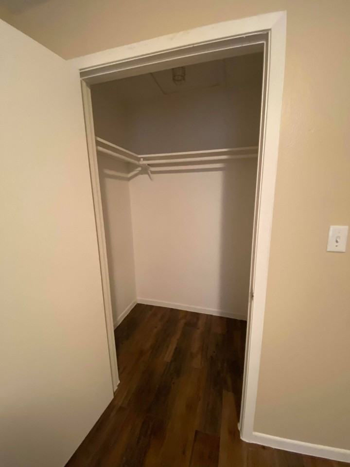 139 Elm Street - Photo 5 of 50