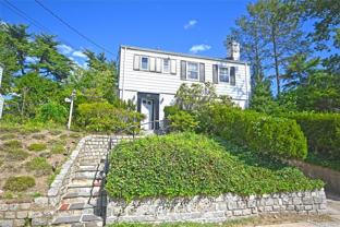 65 Hampshire Rd - Photo 1 of 1