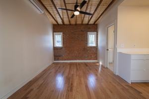 featured image of 602 N 5th Ave