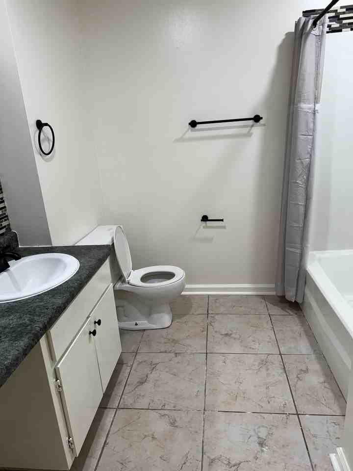 Cumberland Court - Photo 5 of 19