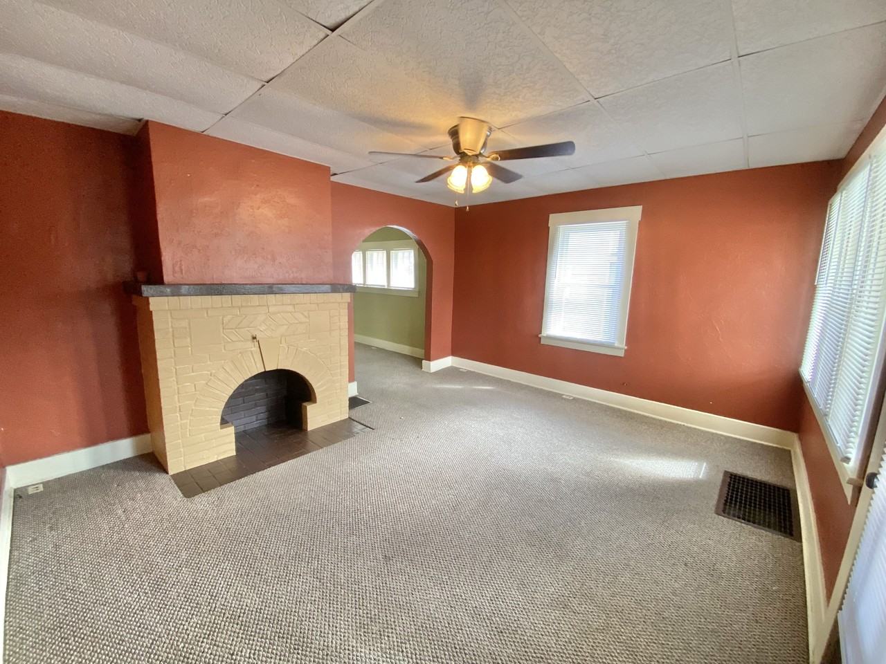 743 Wayne Avenue - Photo 2 of 20