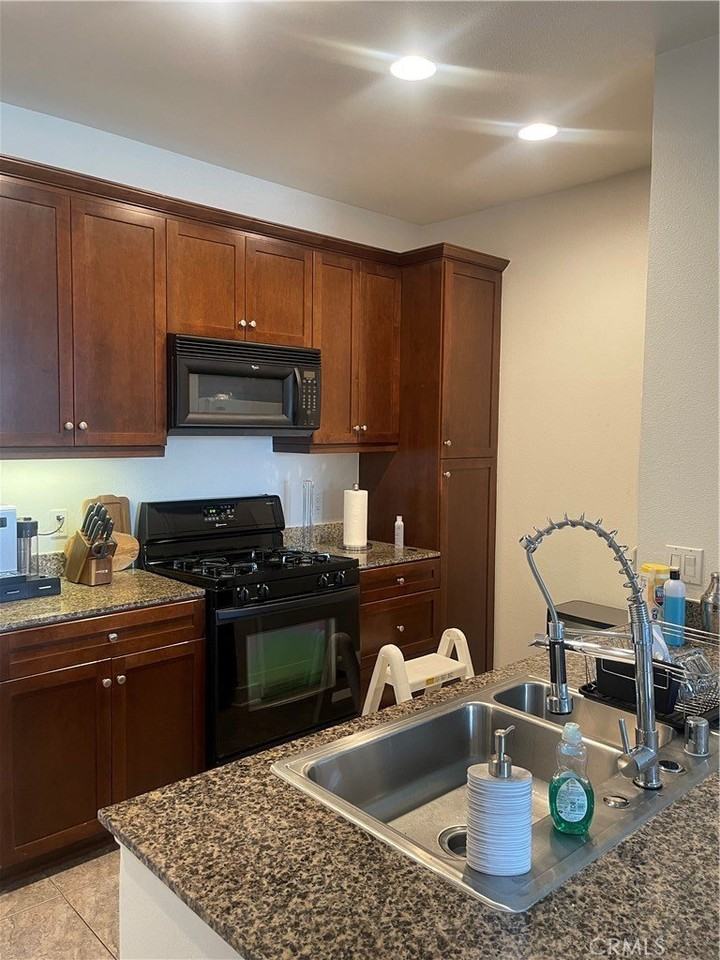 1138 Scholarship - Photo 5 of 14