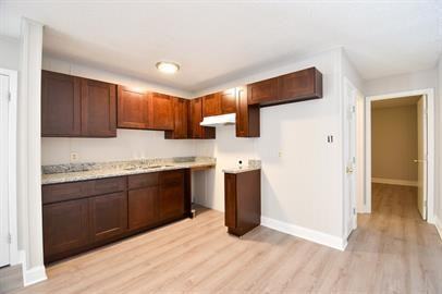 1316 Bolo Court - Photo 3 of 6