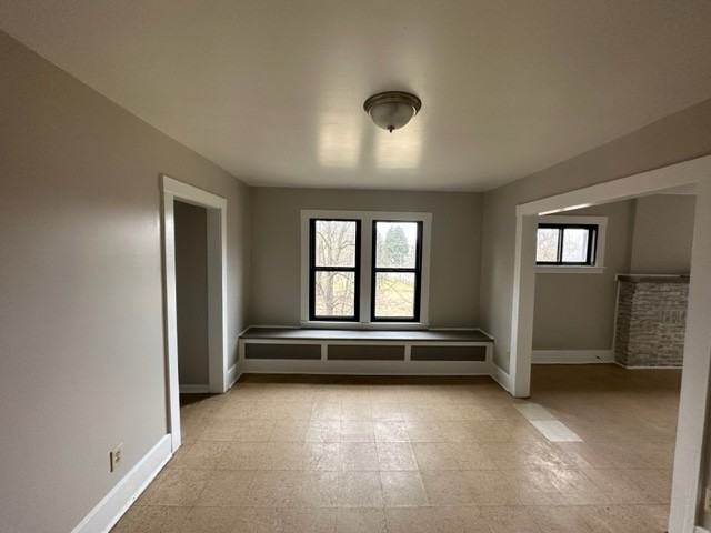 539 Falls Avenue-2 - Photo 2 of 15