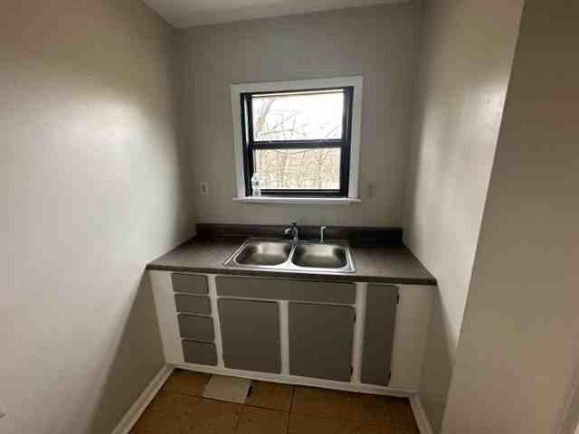 539 Falls Avenue-2 - Photo 3 of 15