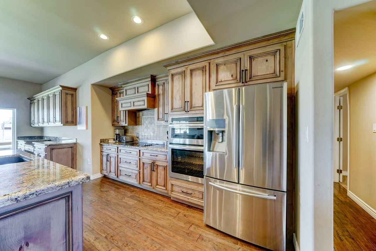 E Cactus Rd - Photo 7 of 11