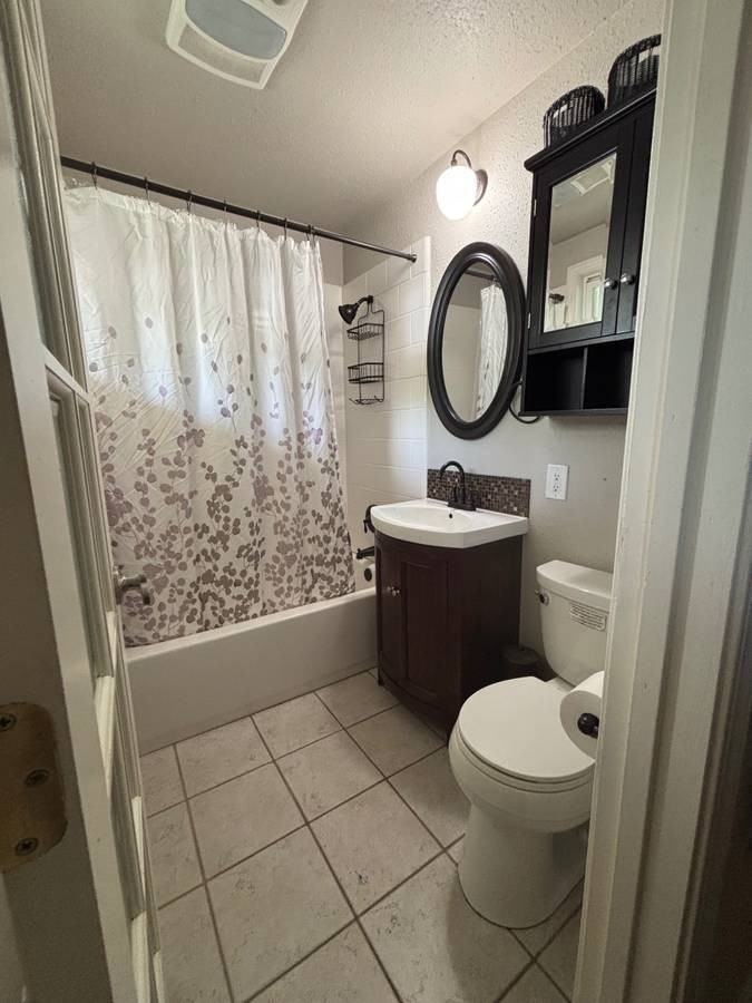 172 Skidmore Street - Photo 3 of 16