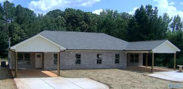 featured image of 207 Fern Bank Dr