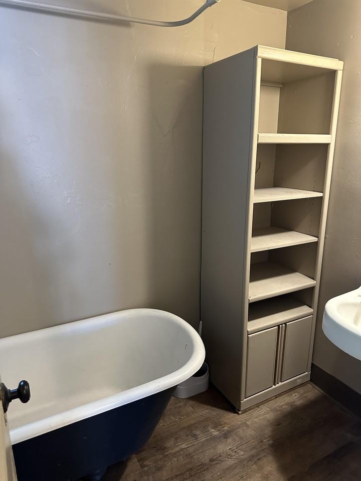 1620 6th Avenue - Photo 7 of 10