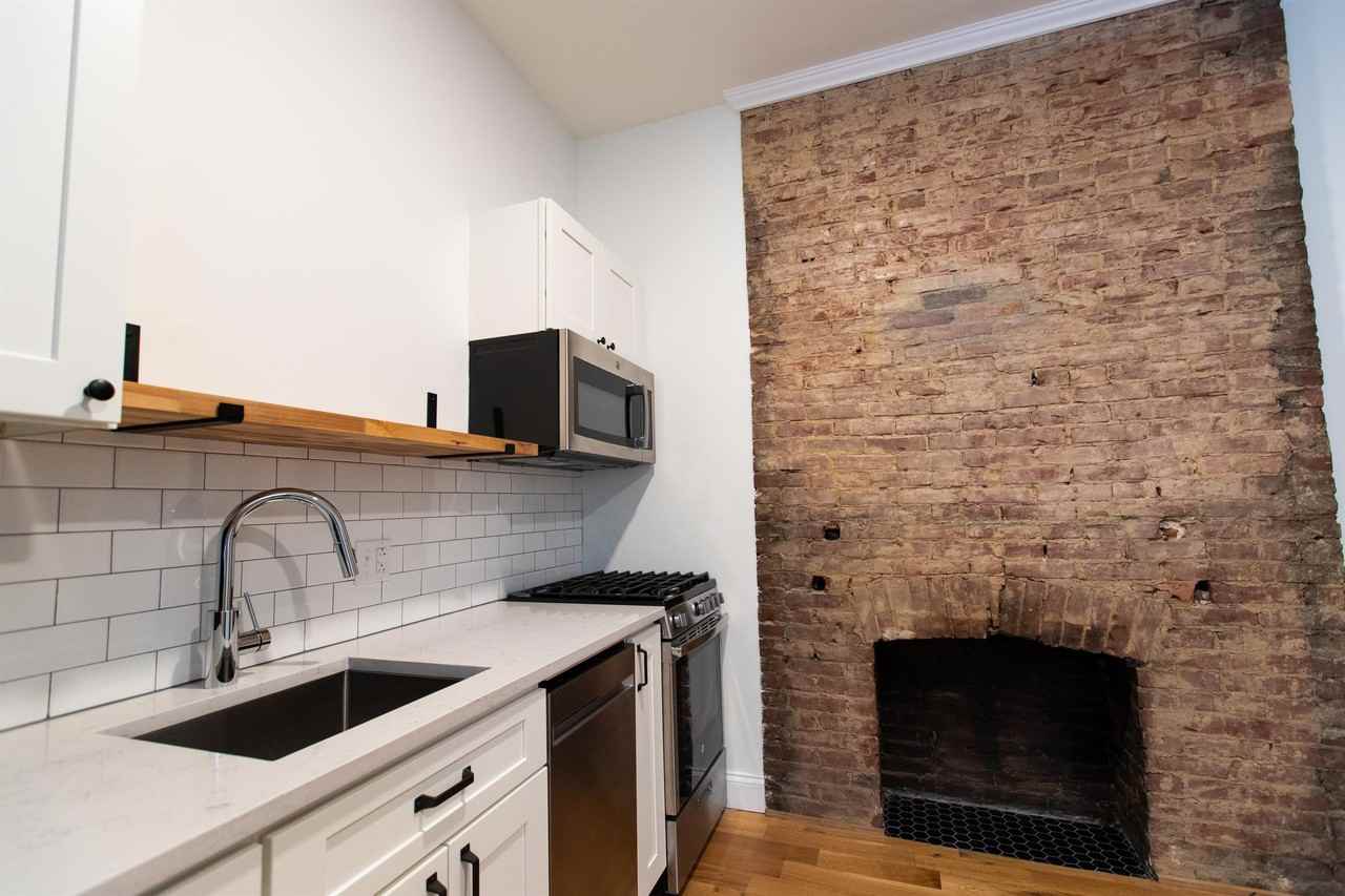 4406 & 226 LLC - Photo 2 of 18