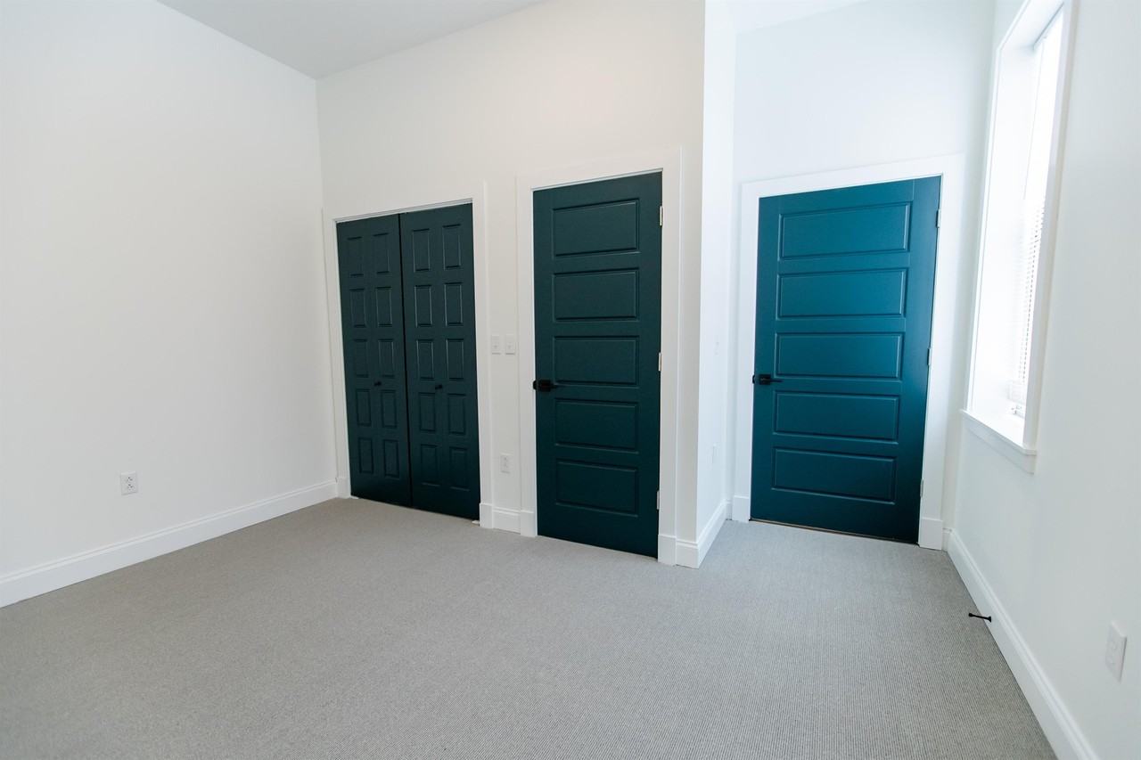 4406 & 226 LLC - Photo 5 of 18