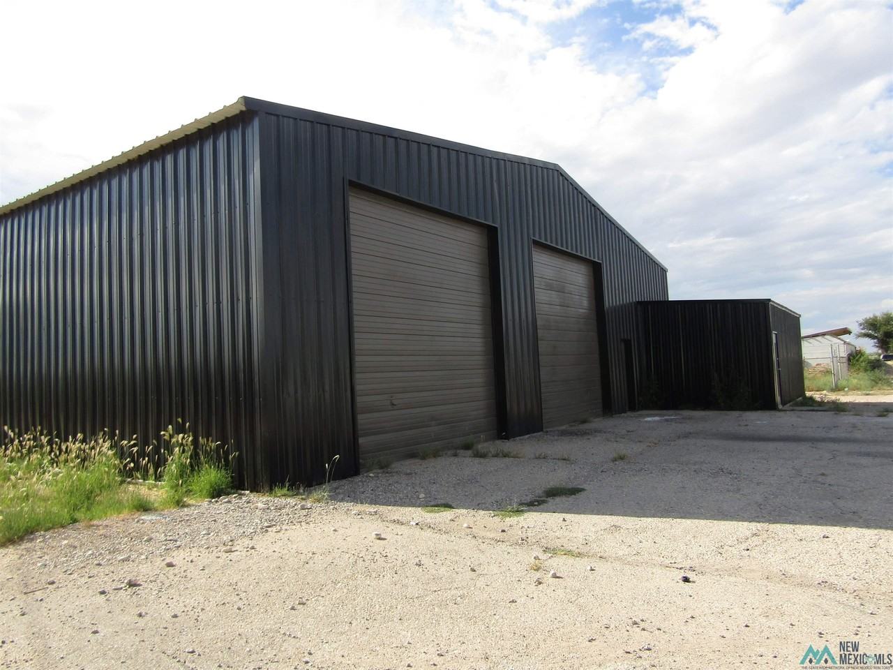 2101 N Roselawn Ave - Photo 5 of 6