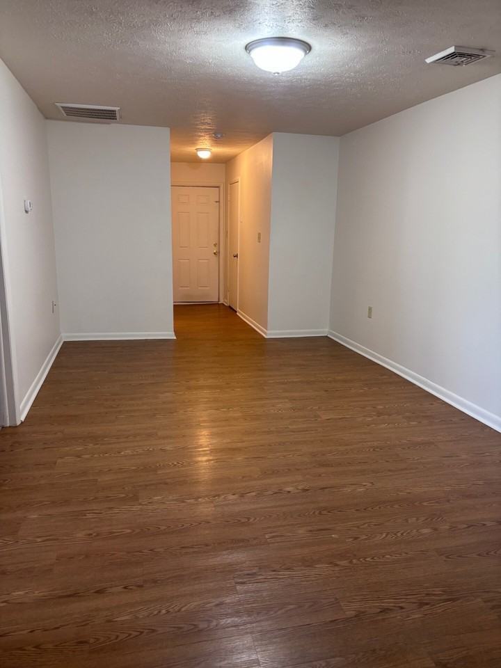 1339 Fairview Avenue - Photo 2 of 11