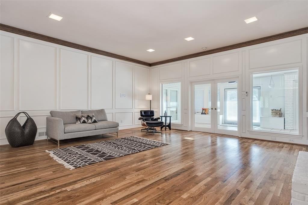 6315 Brook Lake Dr - Photo 4 of 32