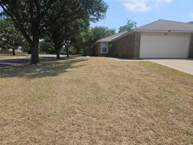 7601 Creekmoor Dr - Photo 1 of 1