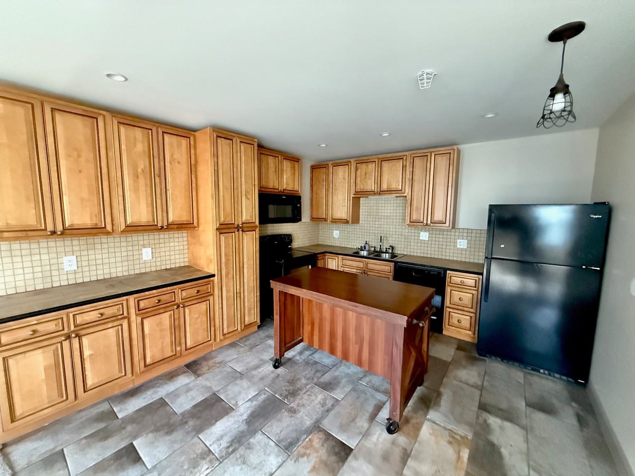 4 East Main Street - Photo 3 of 11