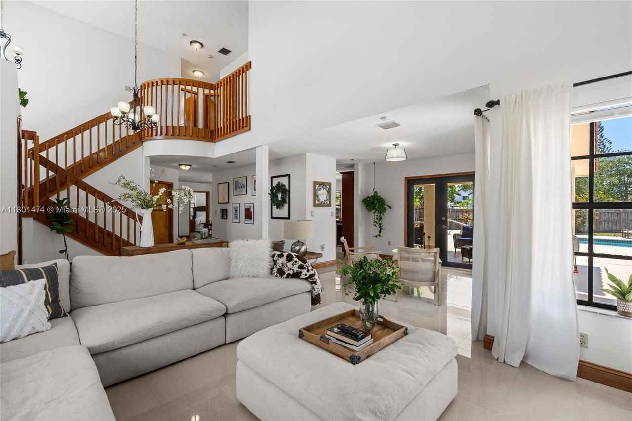 4671 Sw 155th Pl - Photo 2 of 8