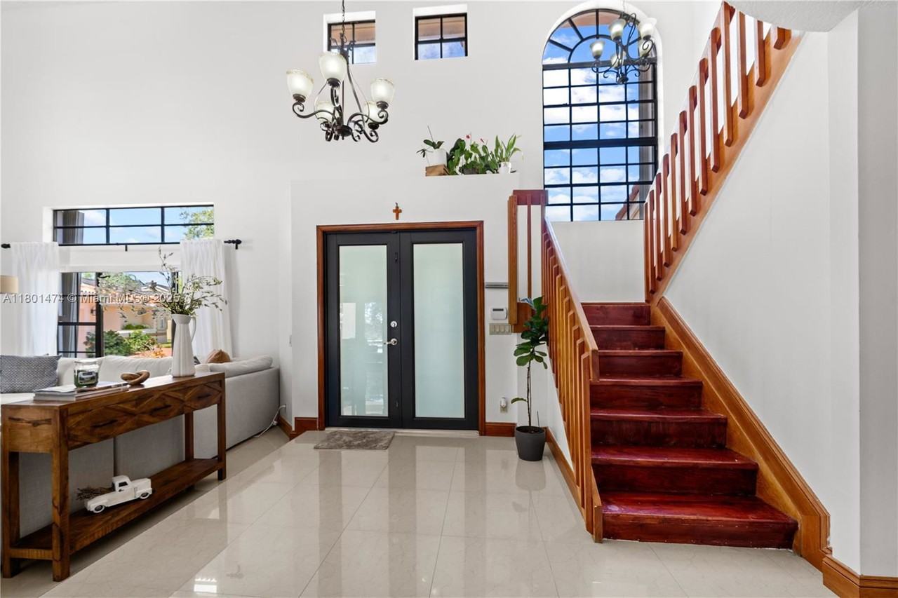 4671 Sw 155th Pl - Photo 3 of 8