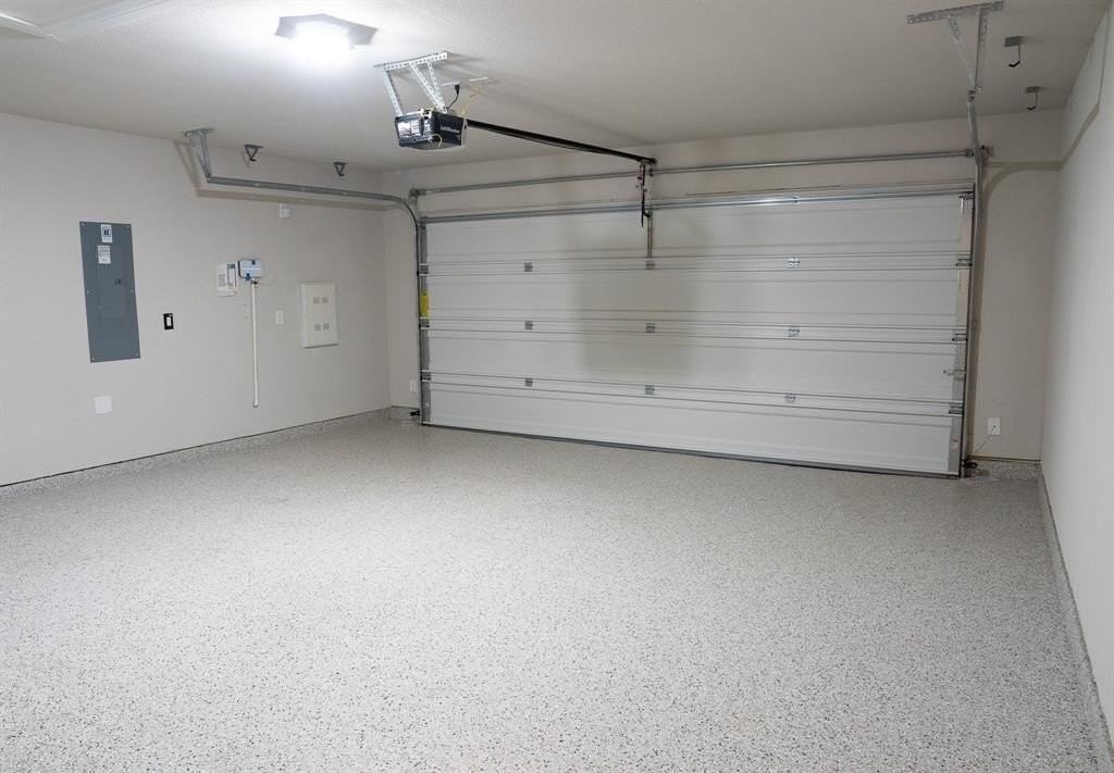 2441 Lazy Dog Ln - Photo 7 of 40