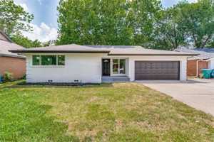 featured image of 1208 N Grant Dr