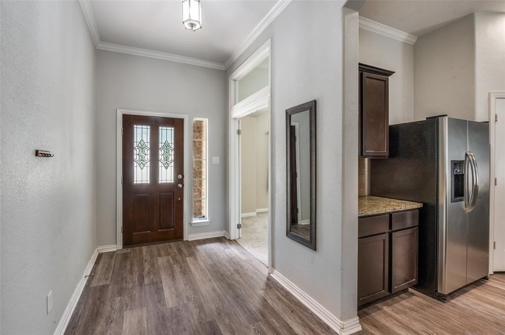 5120 Seashore Ln - Photo 3 of 28