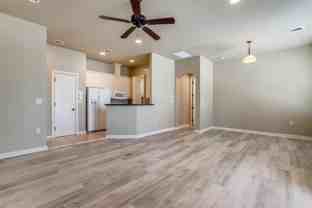 713 Grainger St #201 - Photo 1 of 1