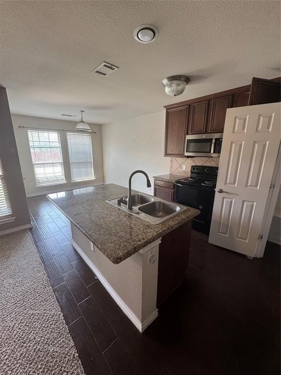 309 Mckamy Blvd - Photo 2 of 11