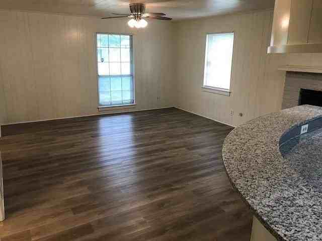 212 Barry Ln - Photo 7 of 30