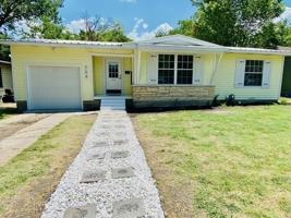 featured image of 704 Nash St