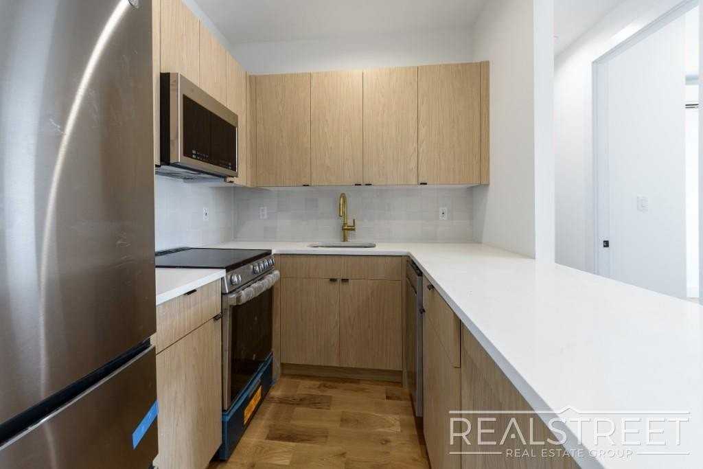 341 Herkimer St #3A - Photo 5 of 14