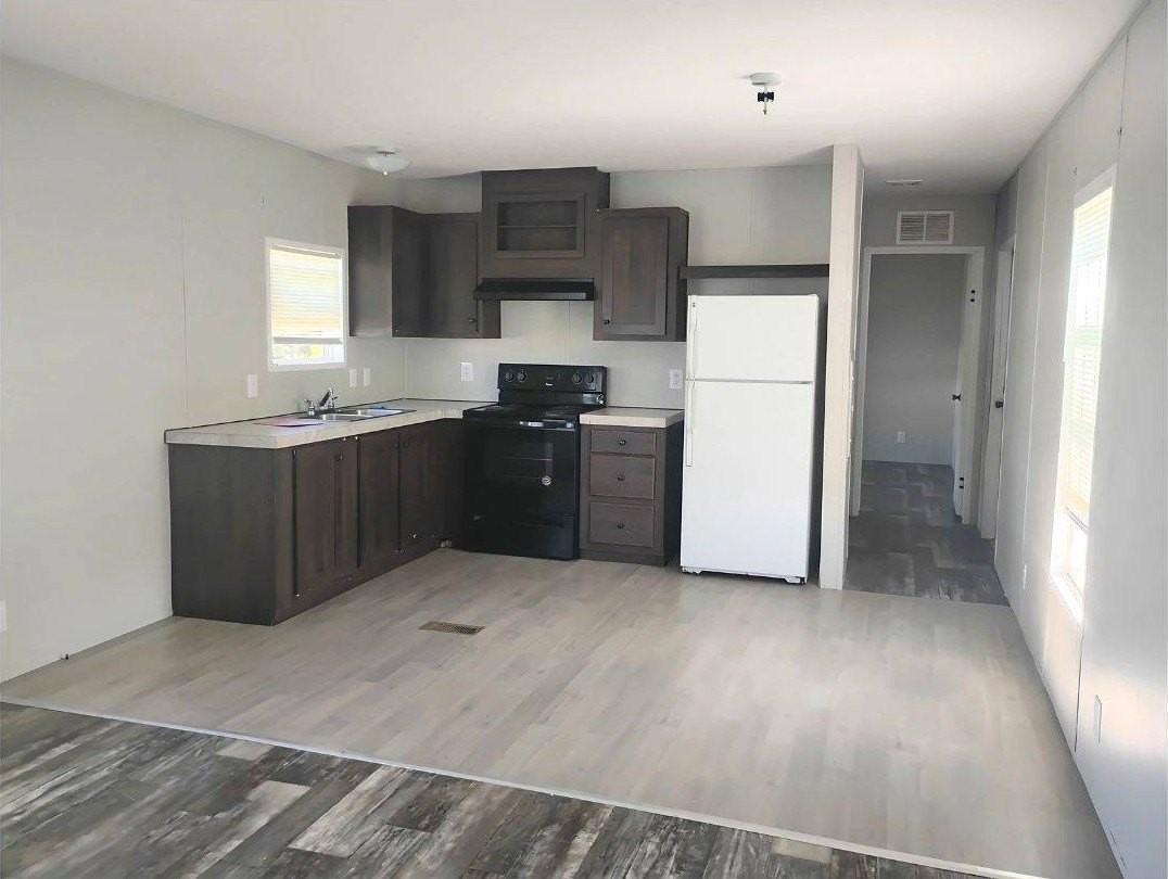 1521 Nancys Dr #1521R - Photo 2 of 9