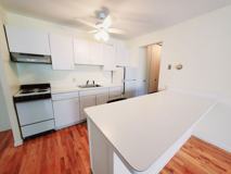 960 Hope St #3 - Photo 1 of 1