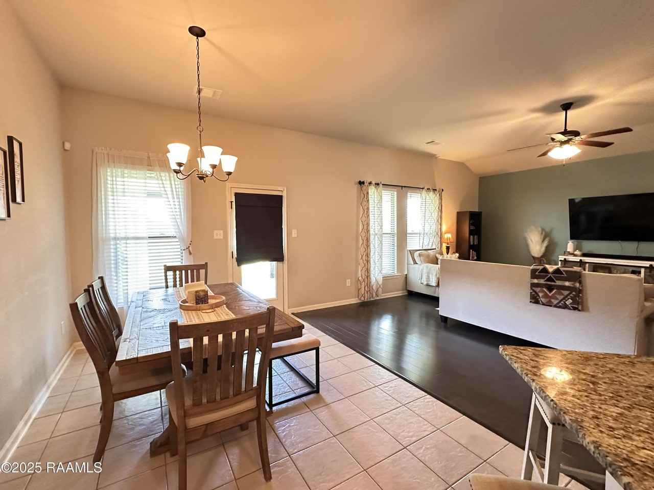 209 Stanwell Ave - Photo 7 of 27