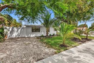 700 Ne 3rd Ave - Photo 1 of 1