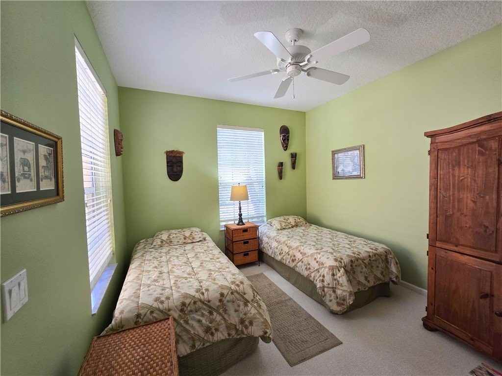 9535 W Maiden Ct - Photo 4 of 22