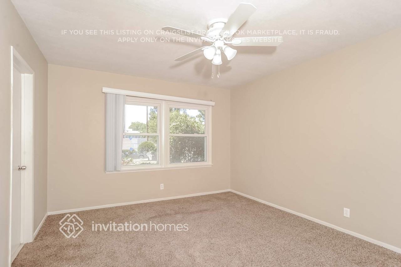 10544 Densmore Ave - Photo 7 of 17