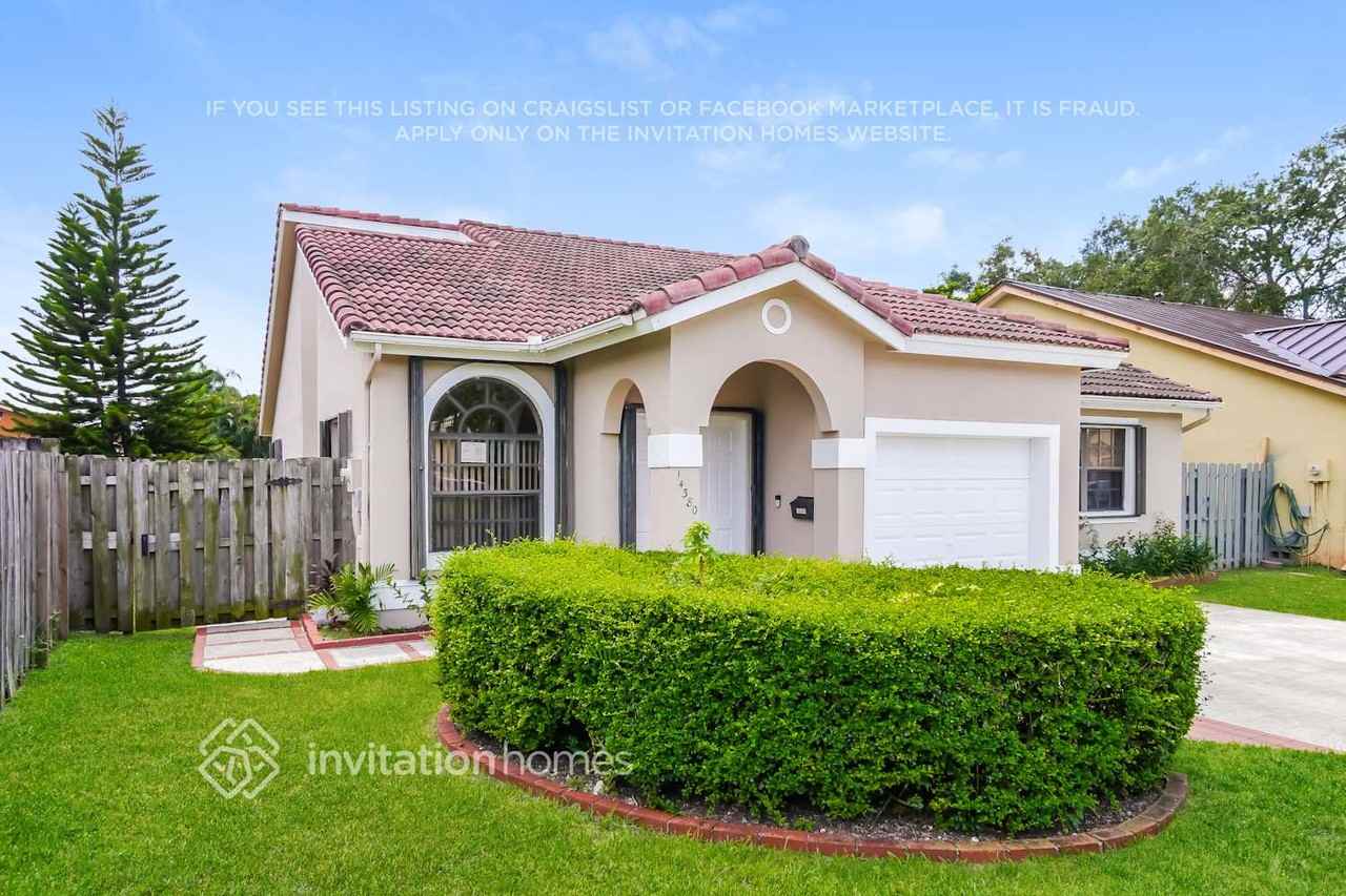 14380 Sw 112th Ter - Photo 3 of 17