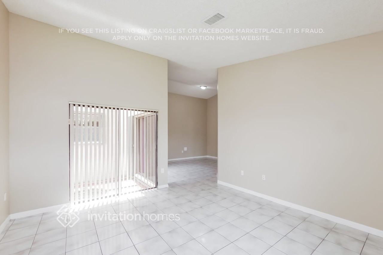 14380 Sw 112th Ter - Photo 5 of 17