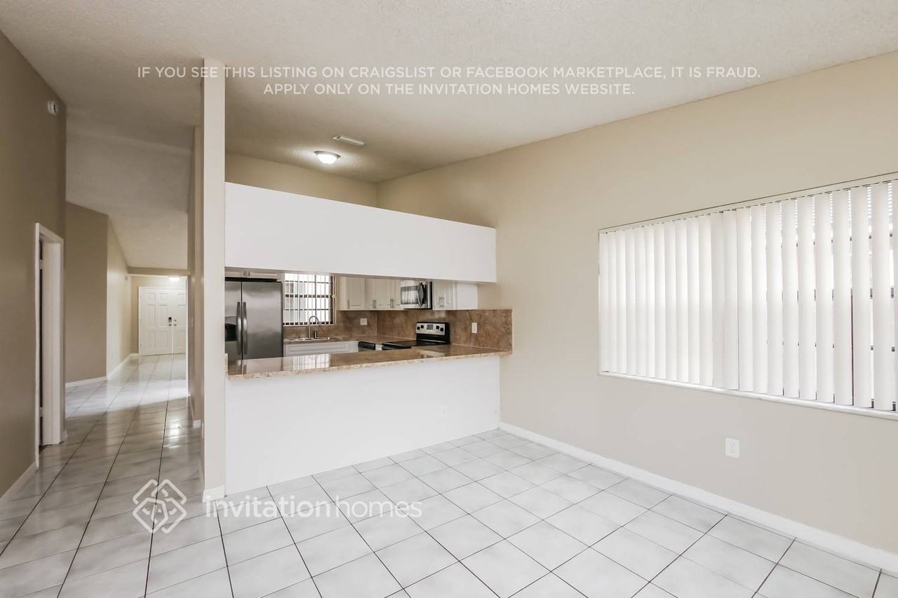 14380 Sw 112th Ter - Photo 6 of 17